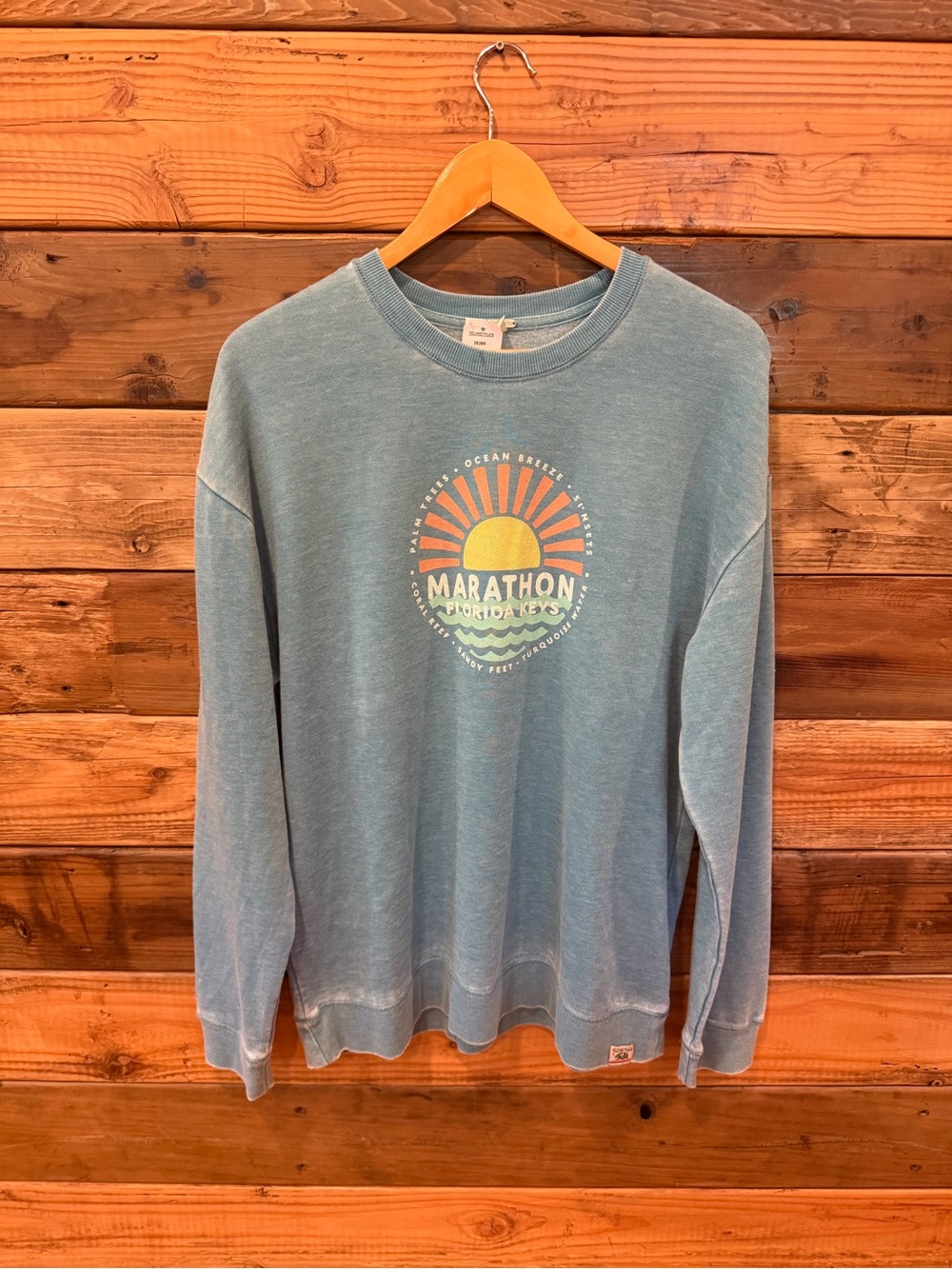Marathon Florida Keys Techstyles NWT Graphic Women’s Crewneck Sweatshirt - XL